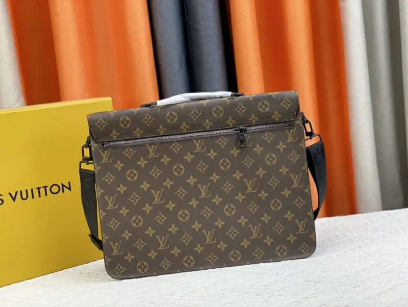 louis vuitton aaa homme mini sac a main s_10a44353